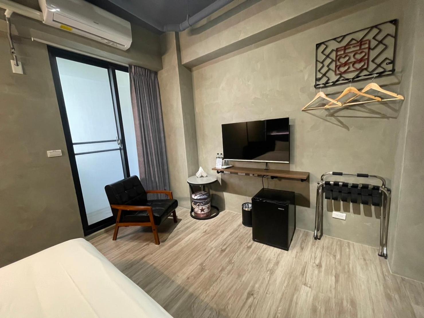 Long Lang Homestay Tainan Exterior foto